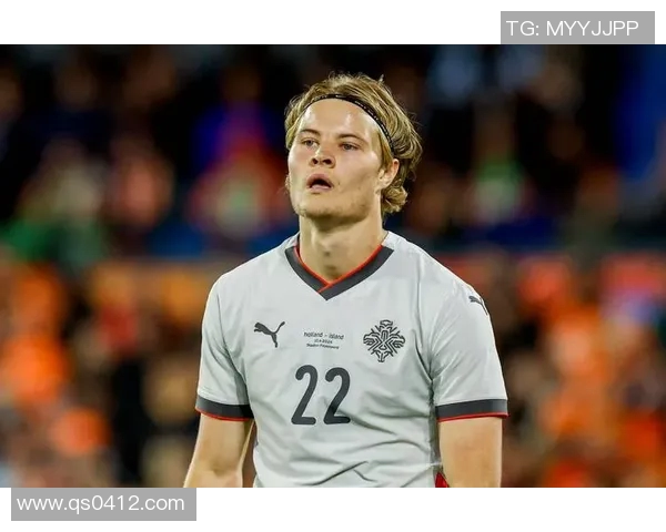 全球足坛十大传奇球星风采展现 各具特色的足坛巨星如何定义时代